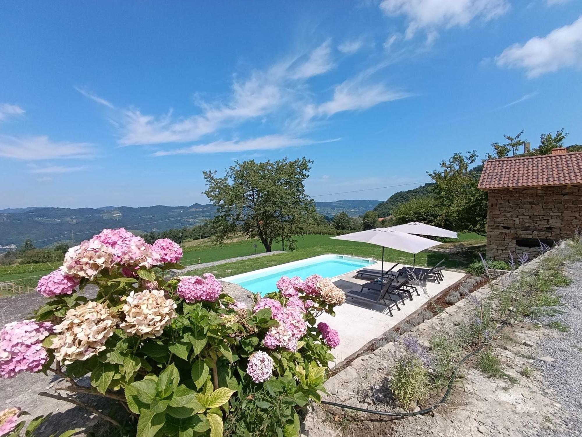 Agriturismo La Margherita San Giorgio Scarampi Kültér fotó